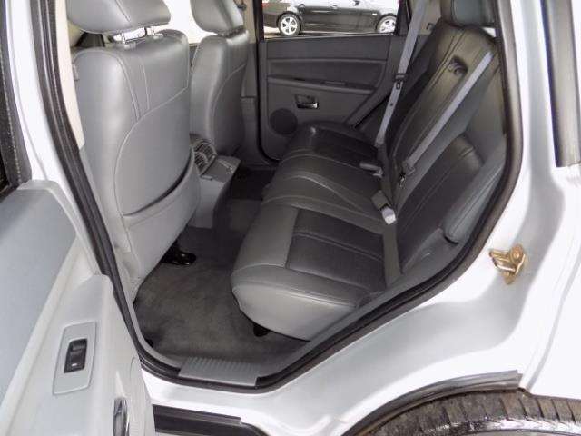 2006 Jeep Grand Cherokee Limited 4dr SUV 4WD w/ Front Side Airbags